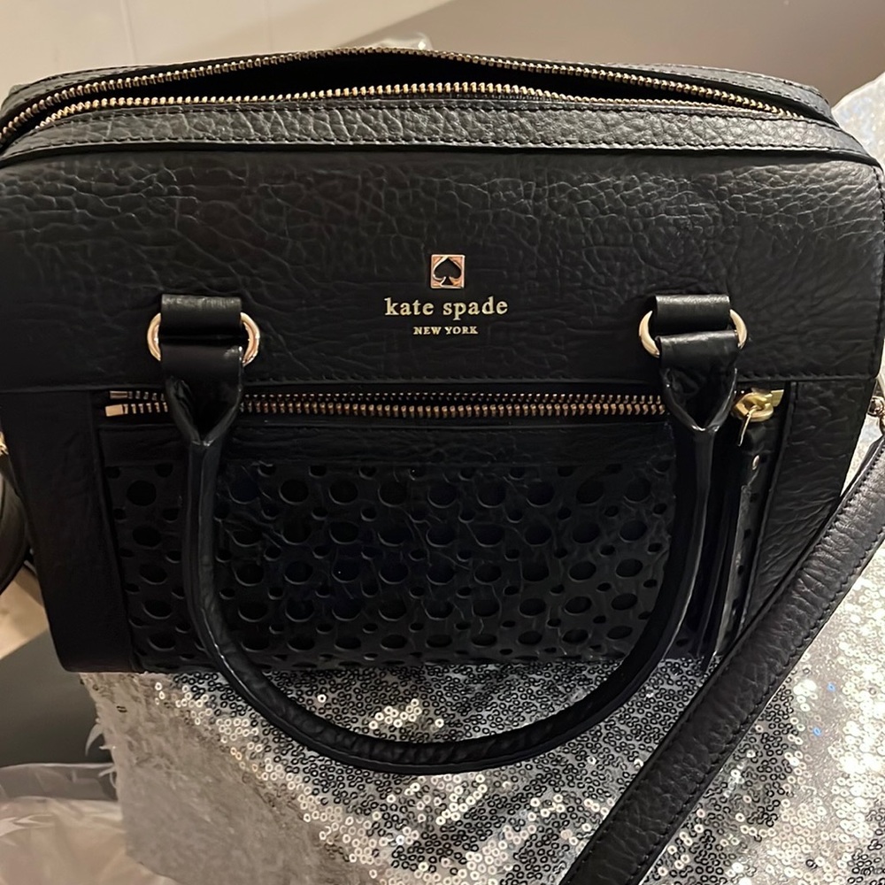 Kate spade Delaney Perri Lane Bubbles - Black can be worn as cross body as well
